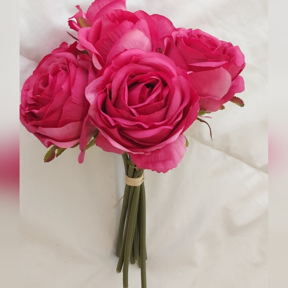 Pink flowers decor - Picture 6 of 6